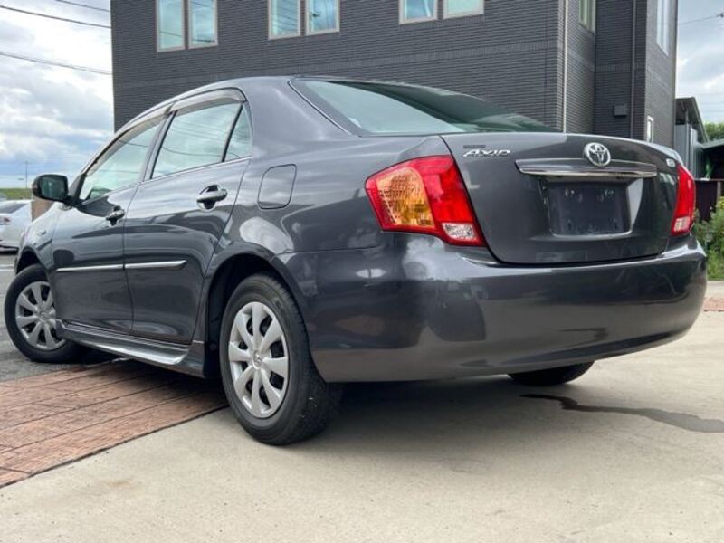 COROLLA AXIO