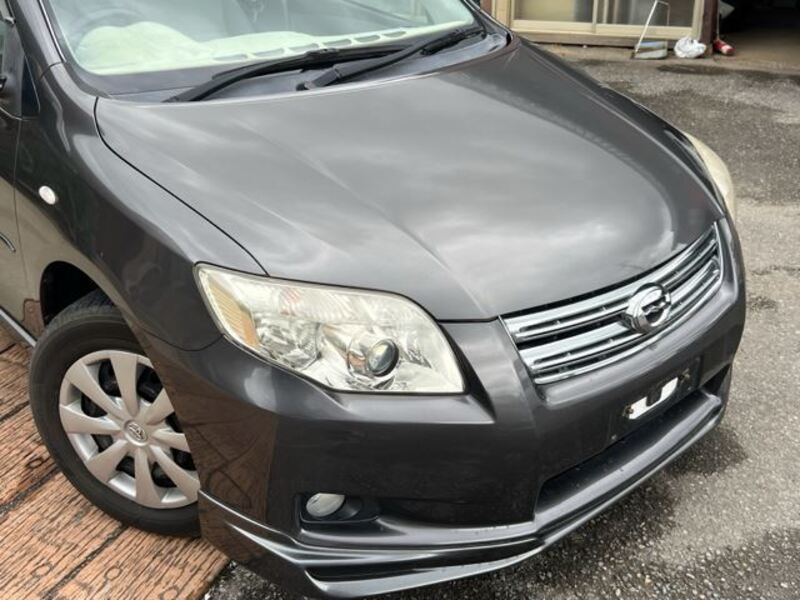 COROLLA AXIO