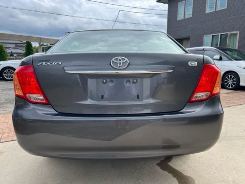 COROLLA AXIO