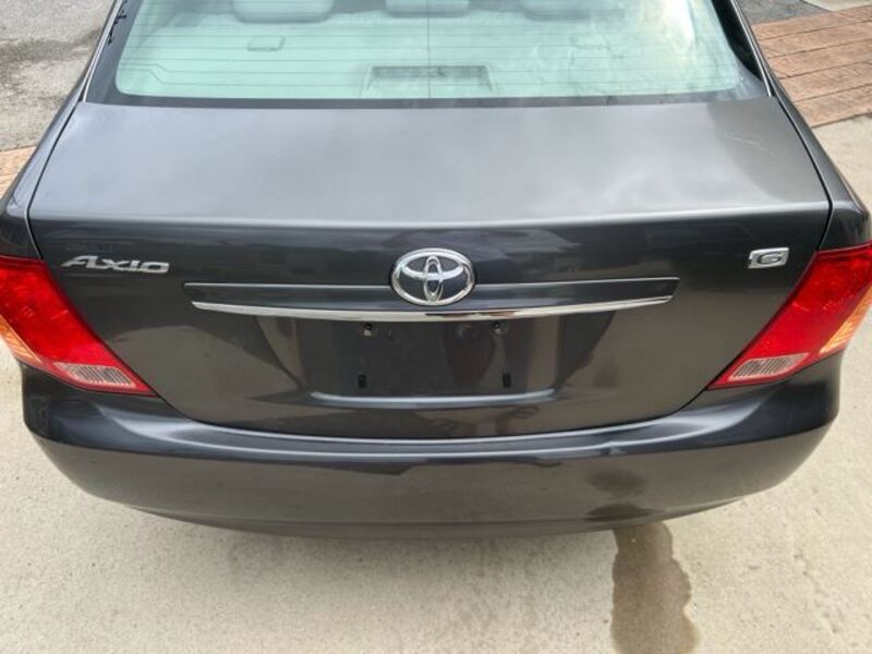 COROLLA AXIO