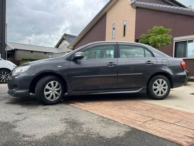 COROLLA AXIO