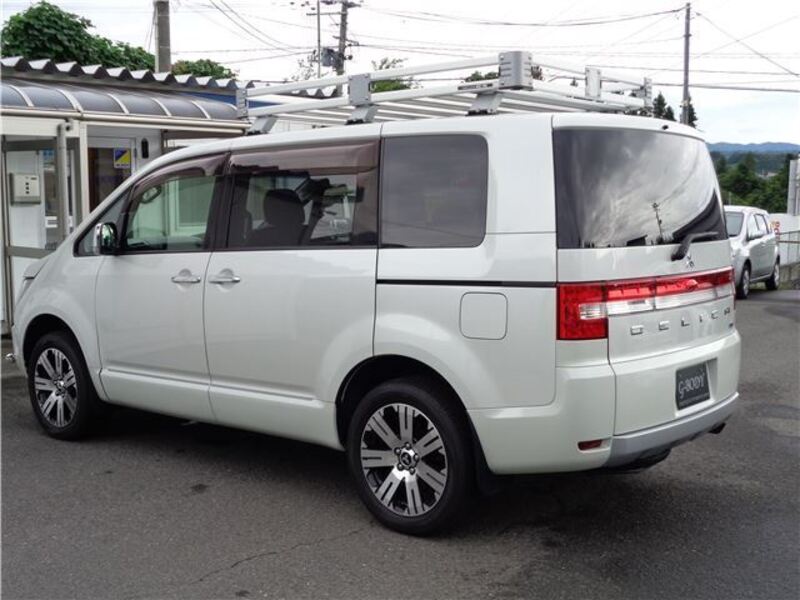 DELICA D5