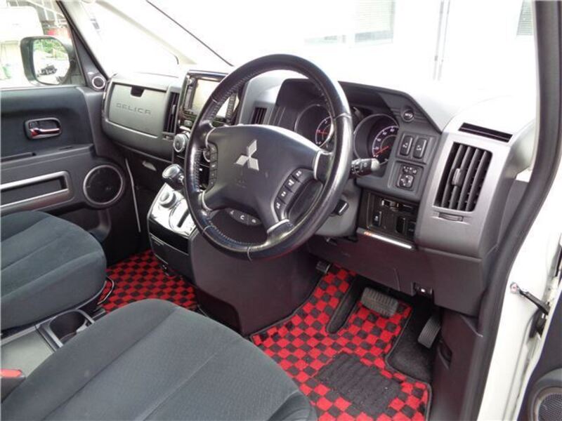 DELICA D5