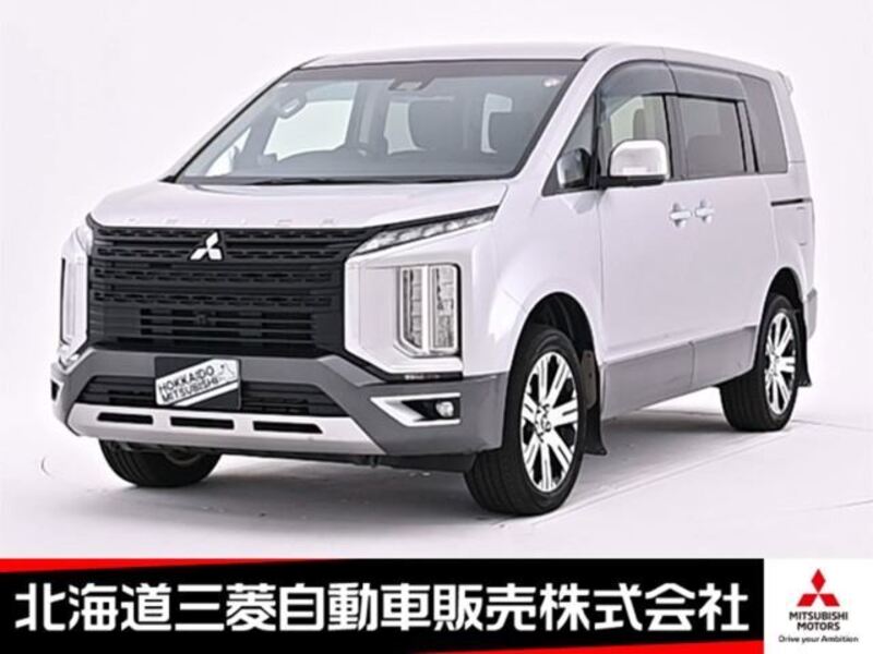 MITSUBISHI DELICA D5