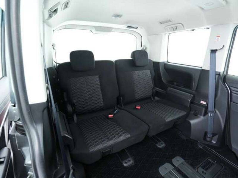 DELICA D5