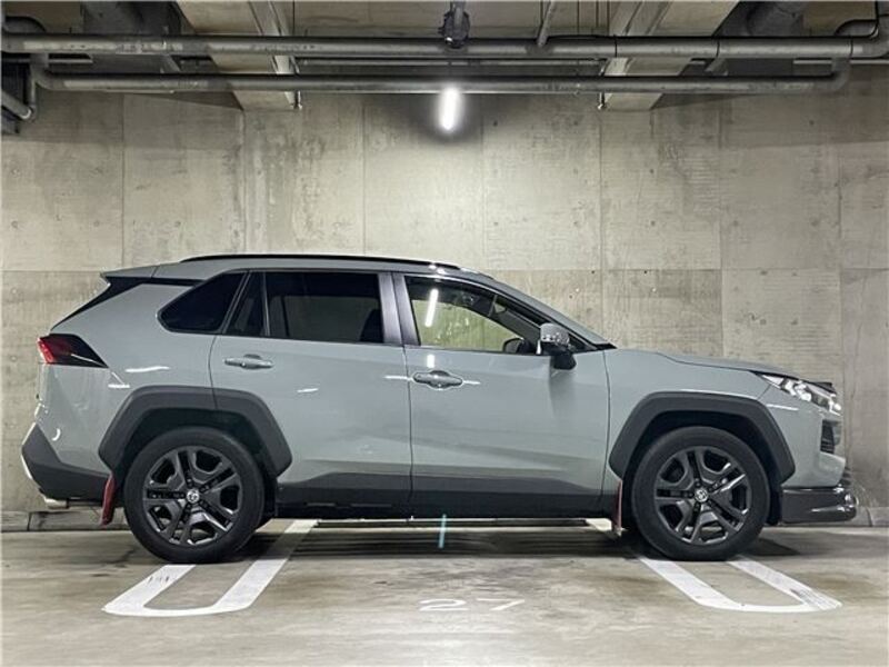 RAV4