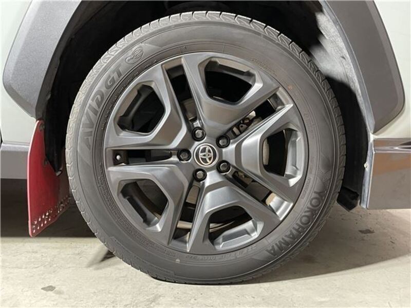 RAV4