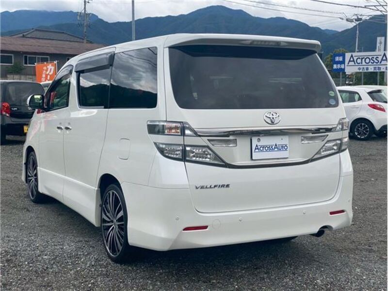 VELLFIRE
