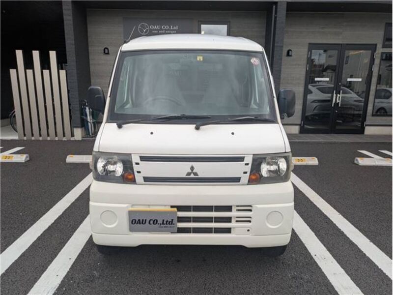 MINICAB VAN