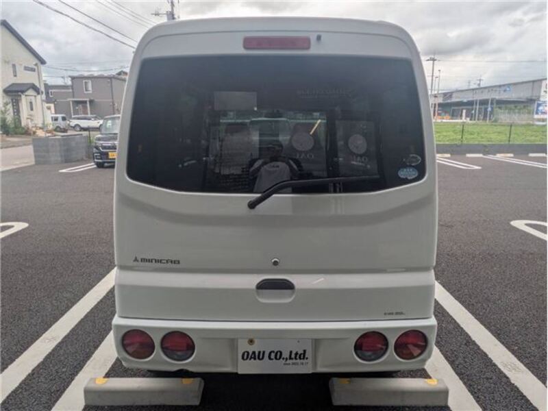 MINICAB VAN