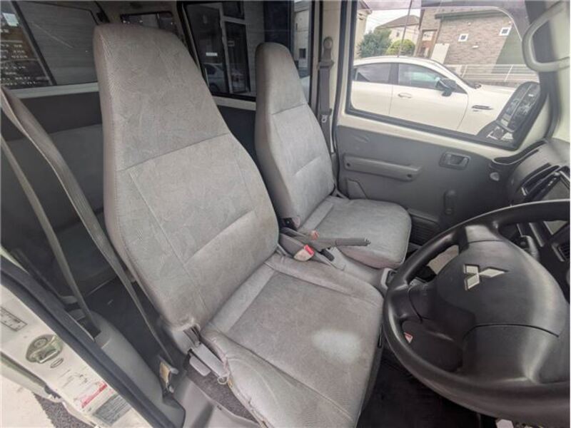 MINICAB VAN