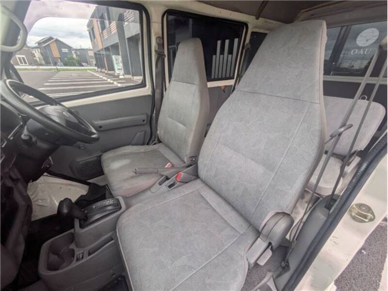 MINICAB VAN