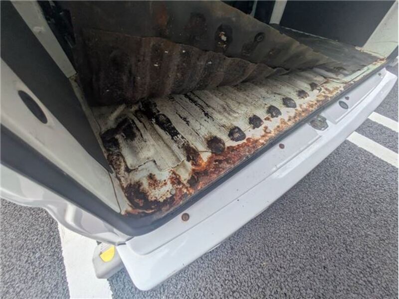 MINICAB VAN