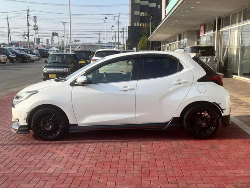YARIS