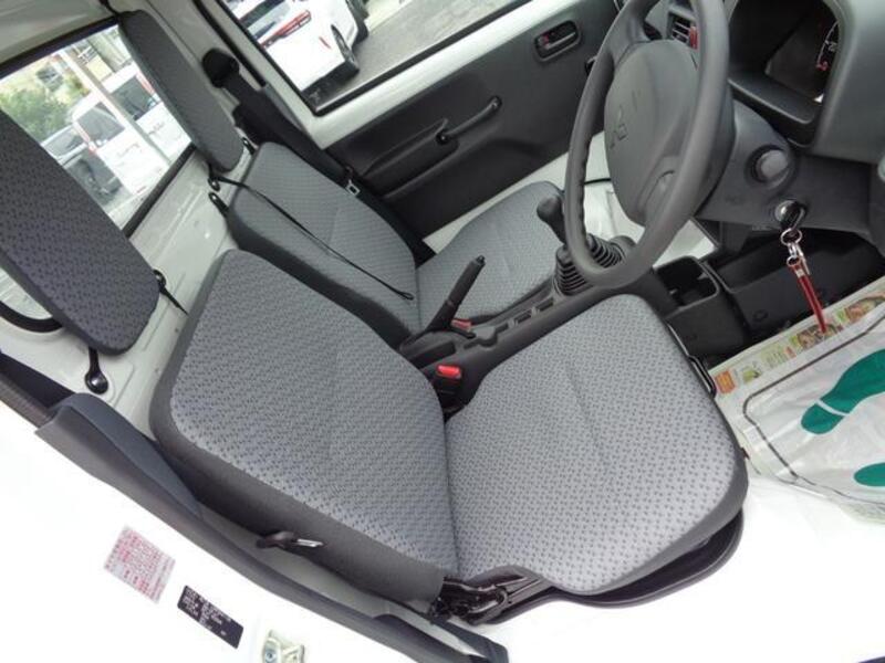 MINICAB TRUCK