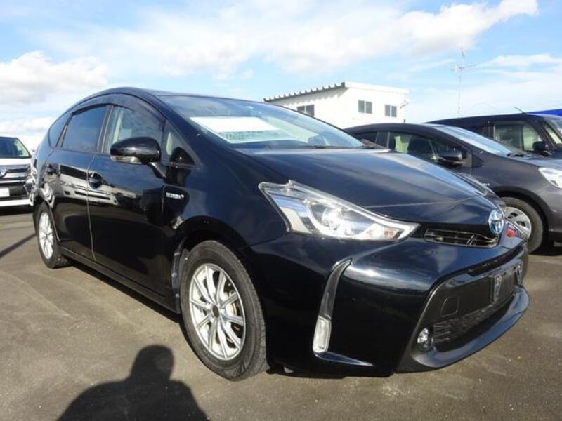 PRIUS ALPHA