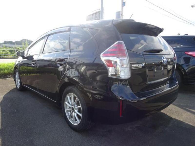 PRIUS ALPHA