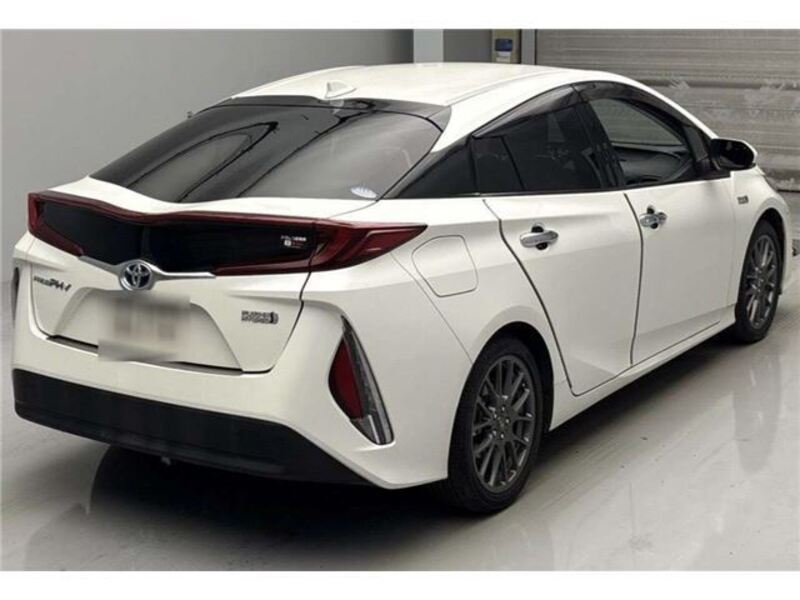 PRIUS PHV
