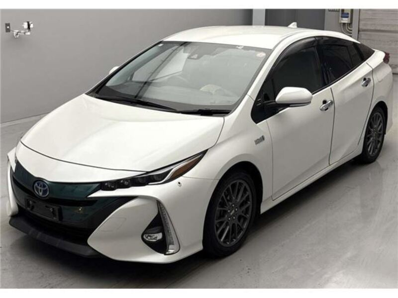 PRIUS PHV