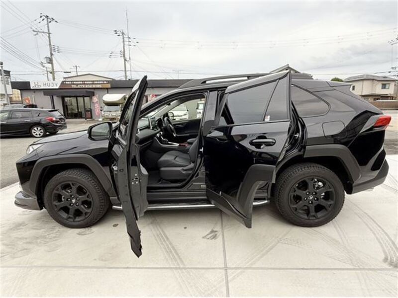 RAV4