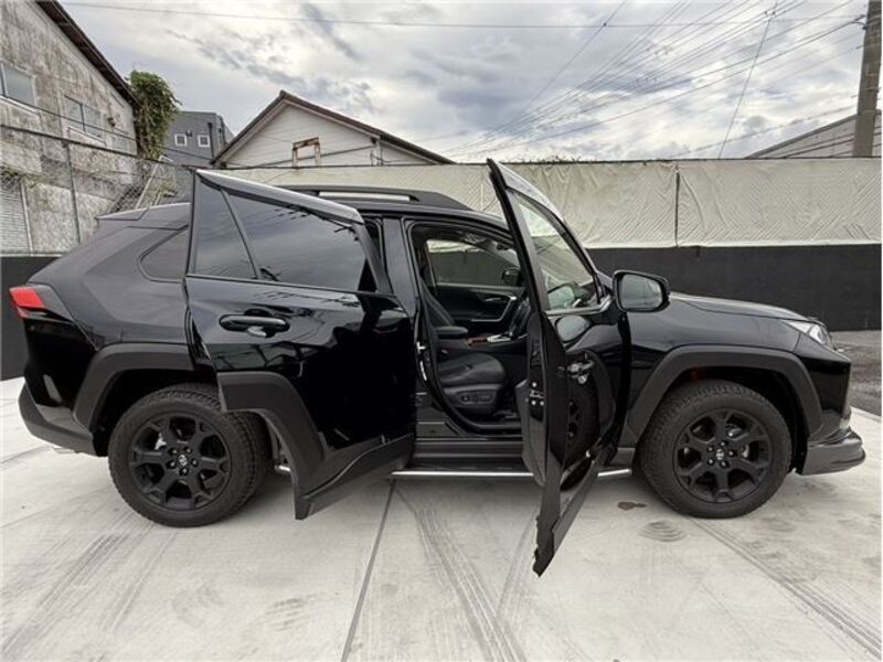 RAV4