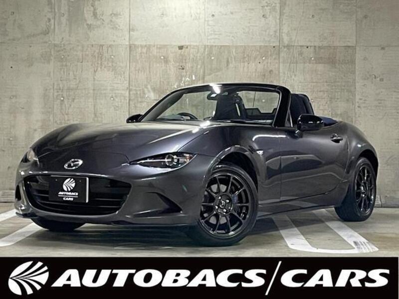 ROADSTER-0