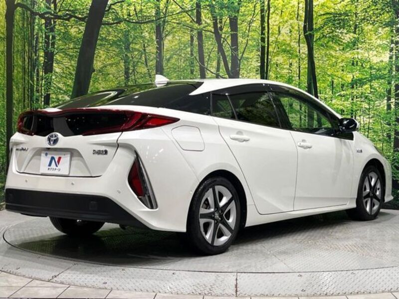 PRIUS PHV