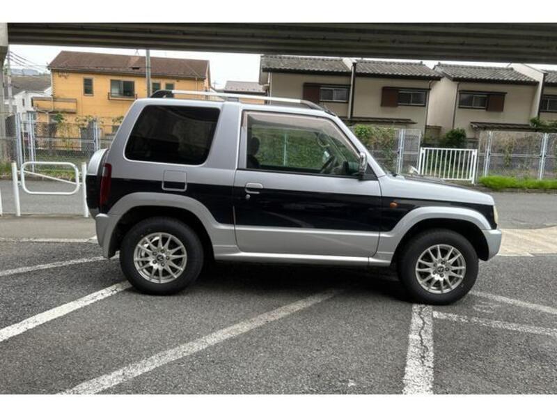 PAJERO MINI