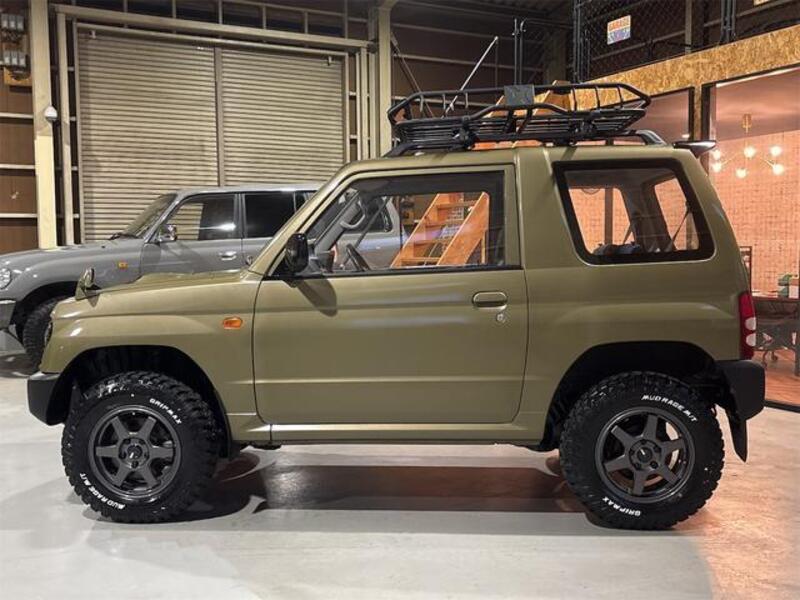 PAJERO MINI