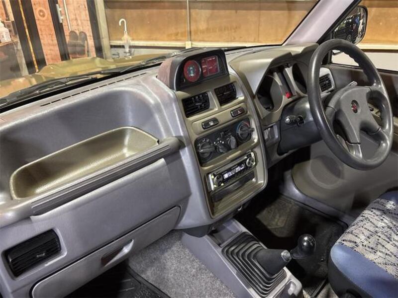 PAJERO MINI