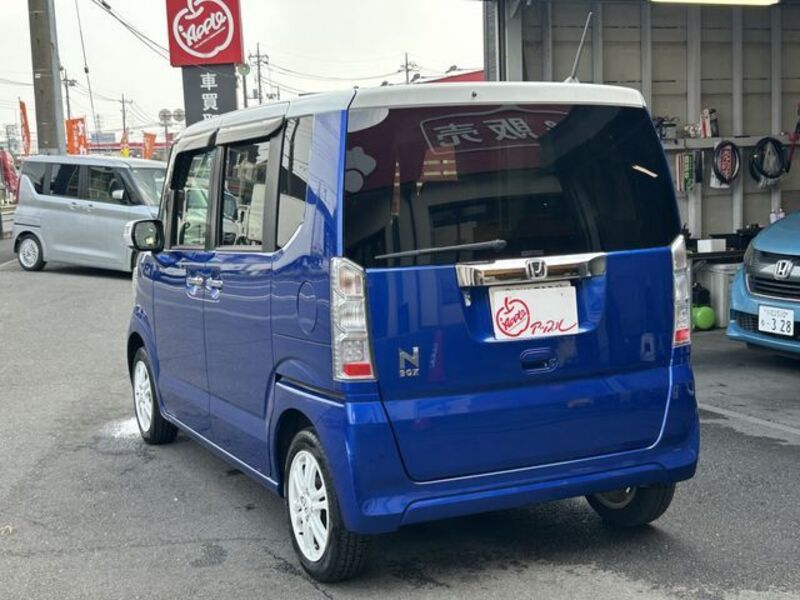 N BOX