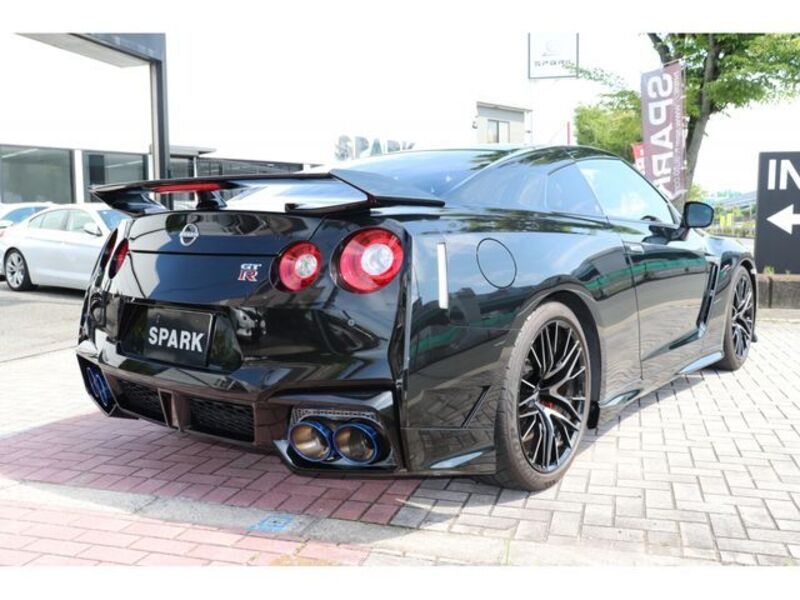 GT-R