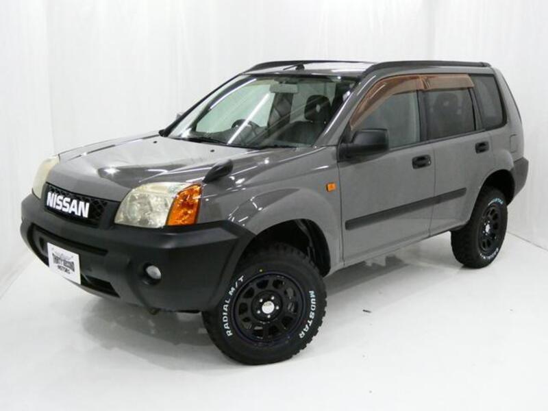 X-TRAIL