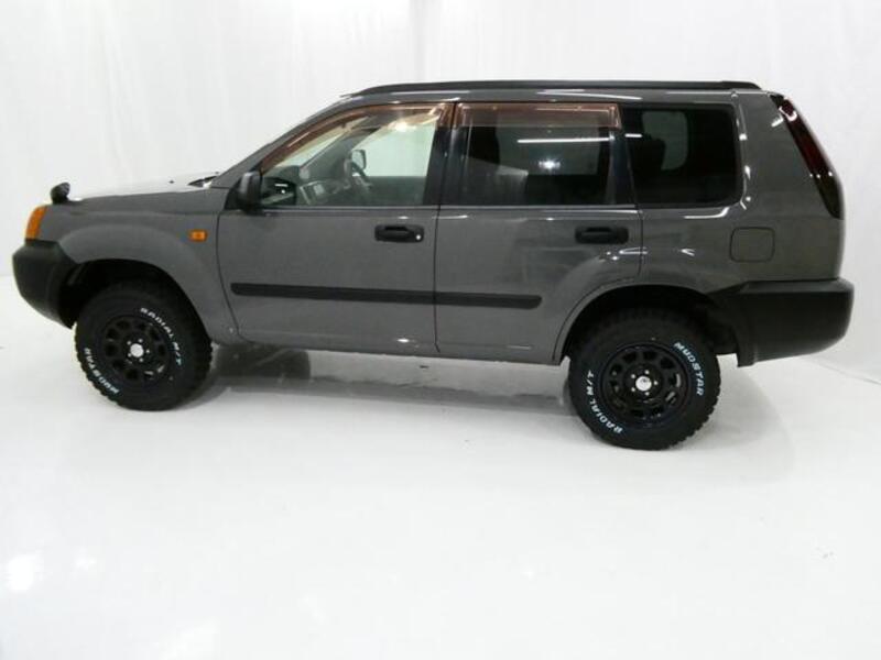 X-TRAIL