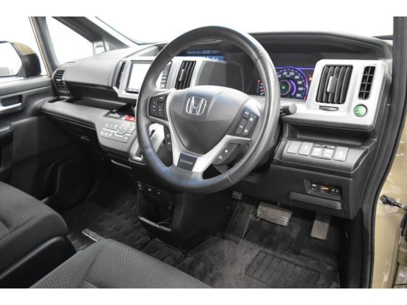 STEPWAGON SPADA
