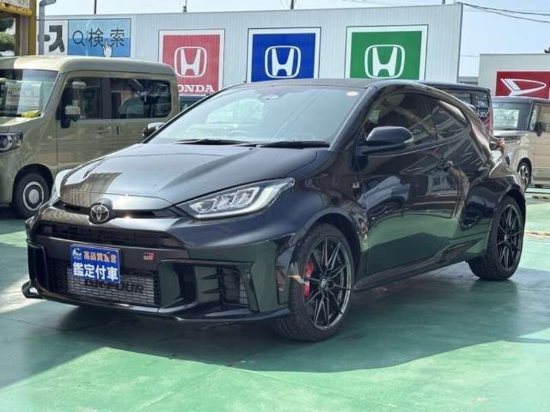 GR YARIS