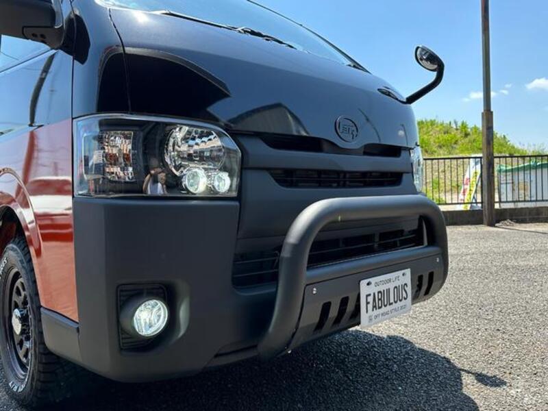 HIACE VAN