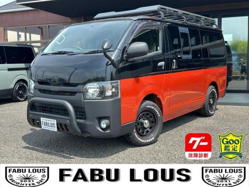 TOYOTA HIACE VAN