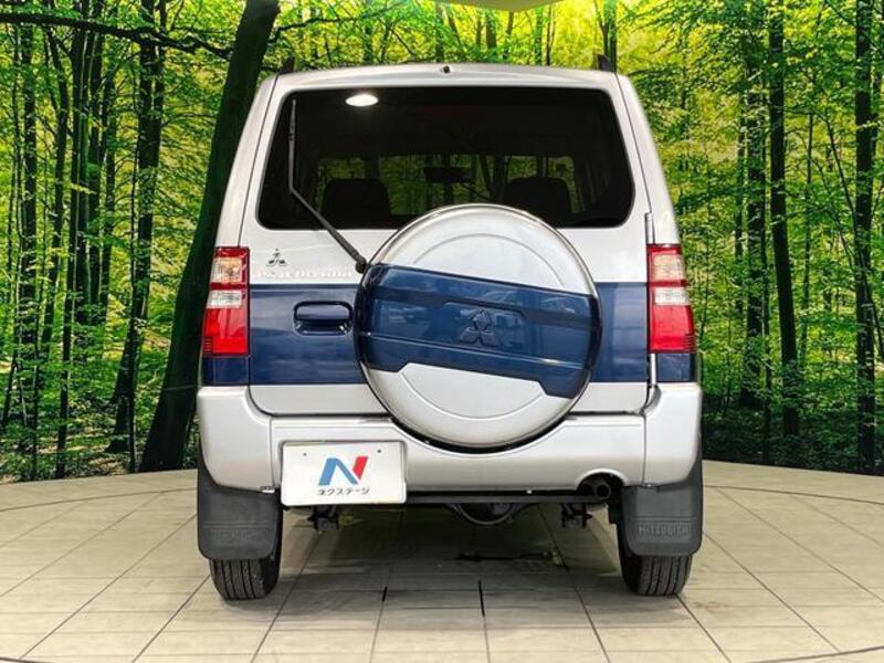 PAJERO MINI