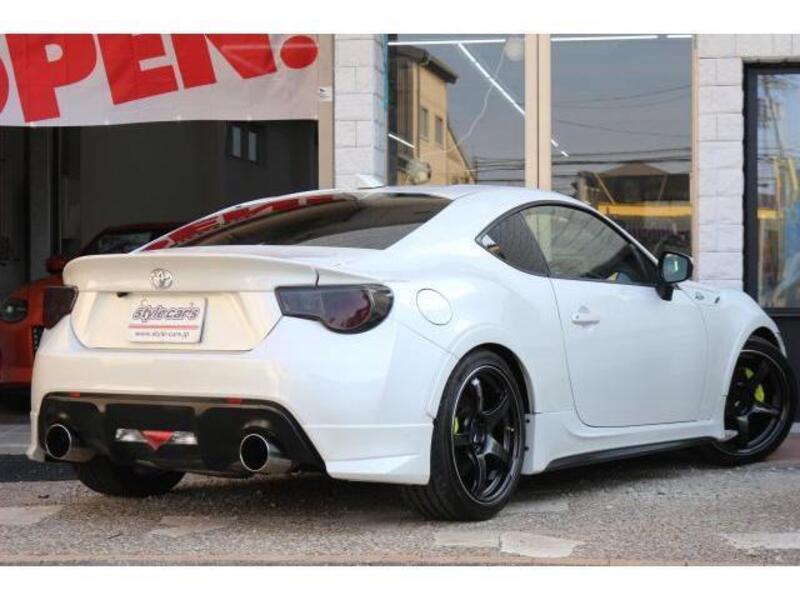 86