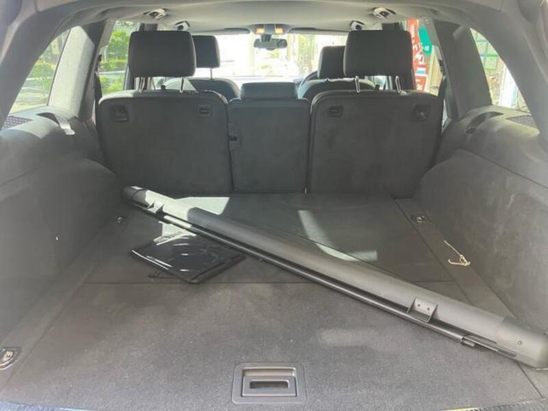 Q7