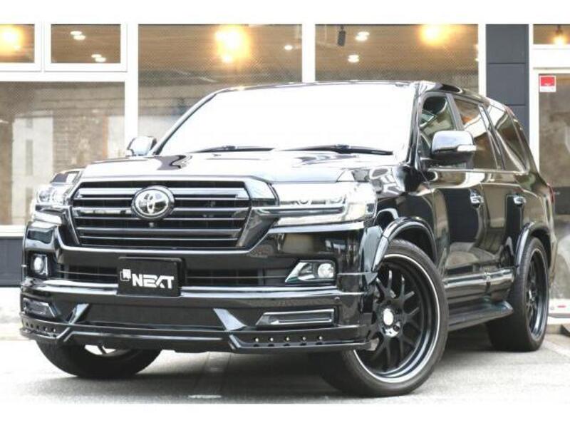 TOYOTA LAND CRUISER