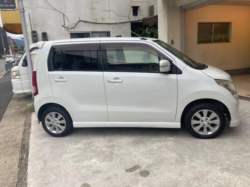 WAGON R