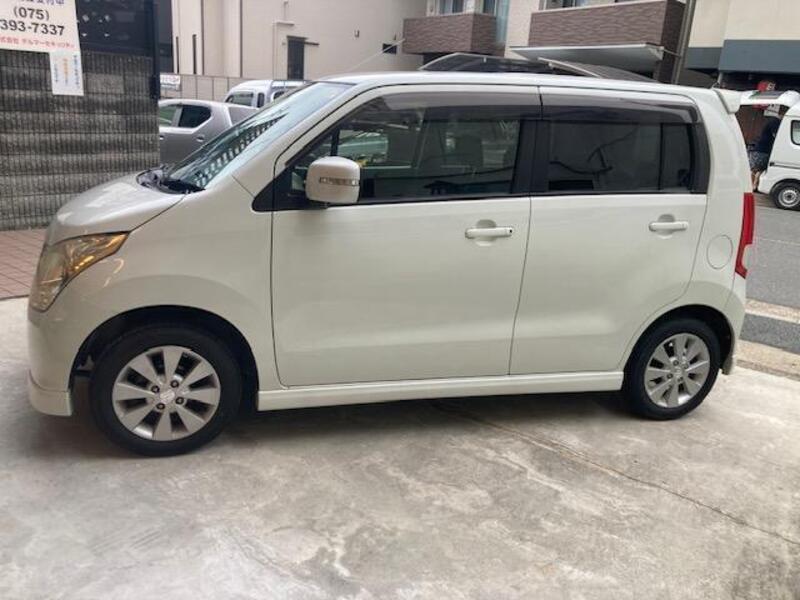 WAGON R