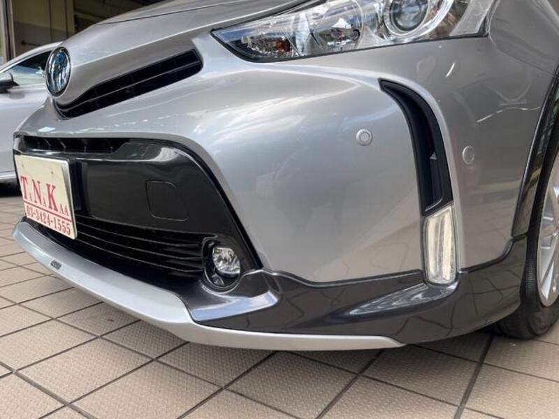PRIUS ALPHA