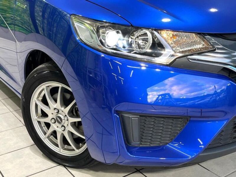 FIT HYBRID
