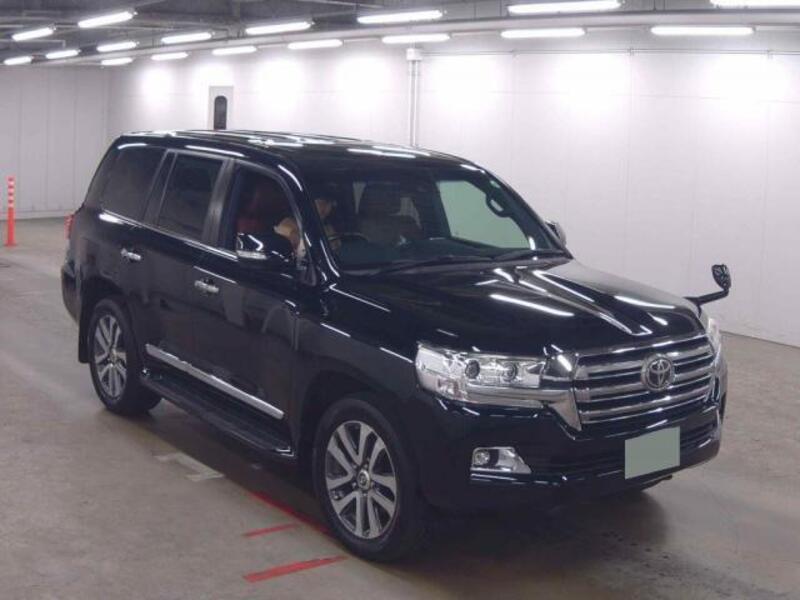 LAND CRUISER