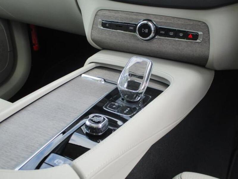 XC90
