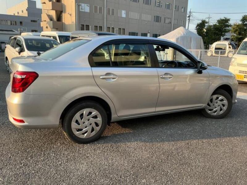 COROLLA AXIO