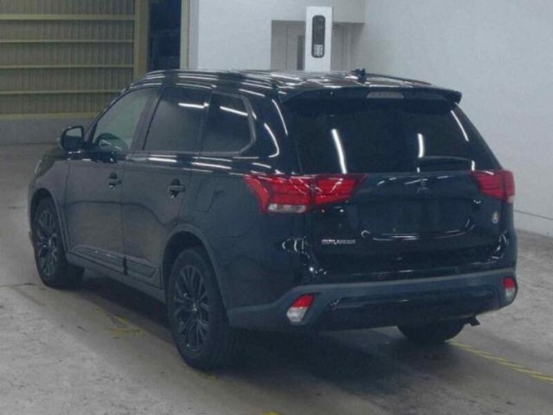 OUTLANDER